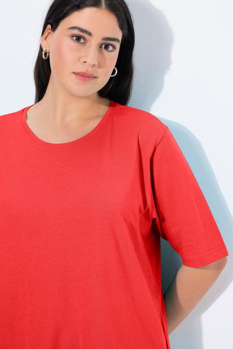 Actual product image Ulla Popken Basic Round Neck Short Sleeve Relaxed Fit Tee (60)