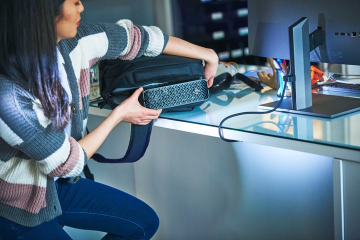 Image du produit HP Z2 Mini G9 Workstation (Intel Core i7-13700, 16 Go, 512 Go, Quadro T1000)