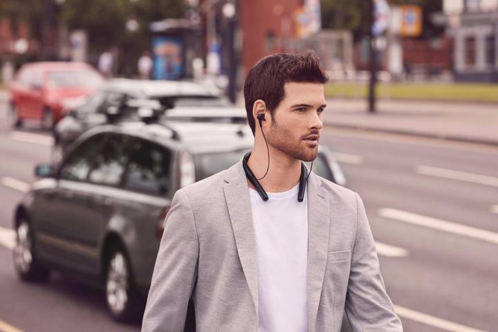 Actual product image Sony Wi-1000x (ANC, 10 h, Wireless)