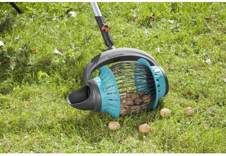 Actual product image Gardena Combisystem roller collector