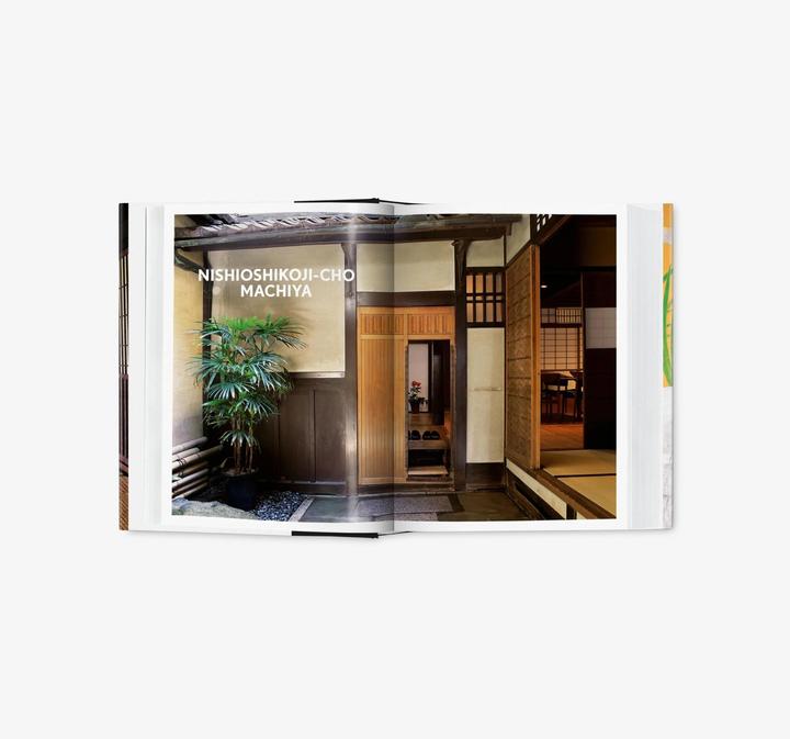 Immagine prodotto Living in Japan. 40th Ed (Inglese, Francese, Tedesco, Alex Kerr, 2022)