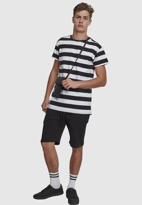 Actual product image Urban Classics tee (M)