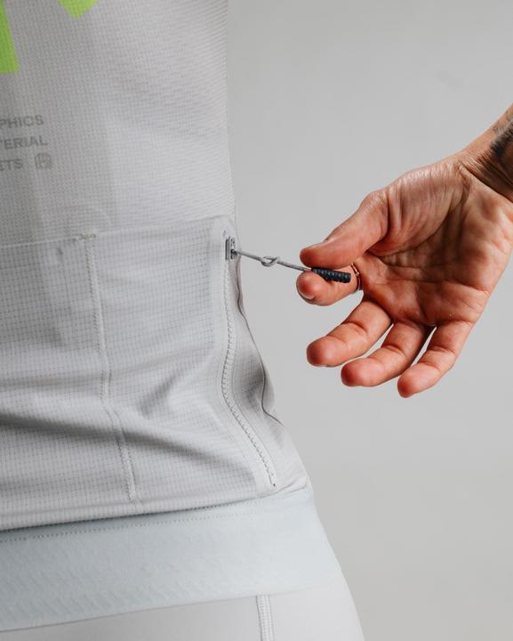 Actual product image Isadore Alternative (M)