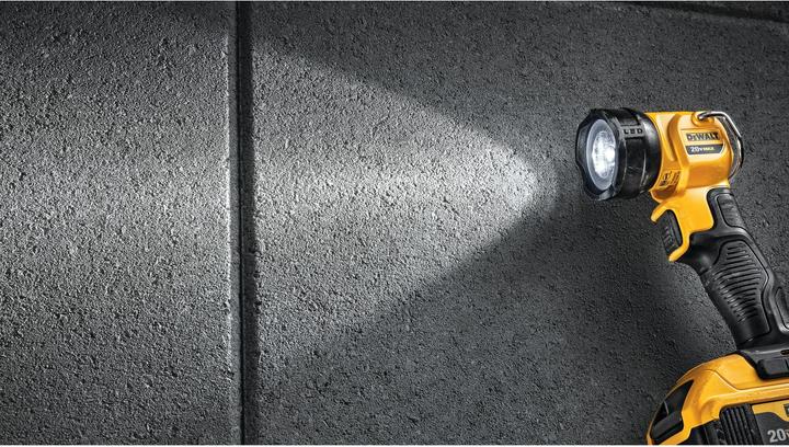 Actual product image DeWalt DCL040XJ Battery LED lamp, 18V (110 lm)