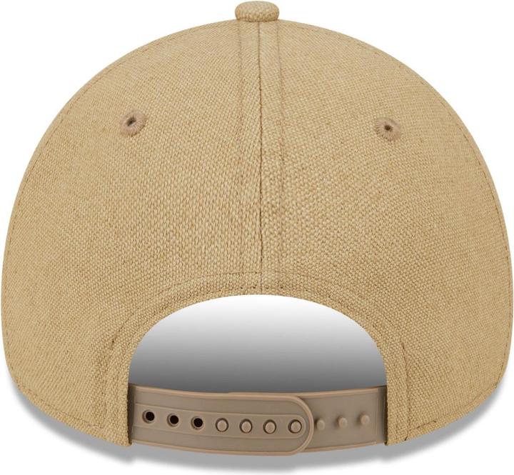 Actual product image New Era A-Frame Trucker Canvas Cap - Las Vegas Raiders beige (One size)