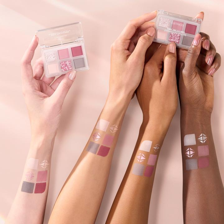 Actual product image Catrice Tiny Treasures Eyeshadow Palette (Wild Berry)