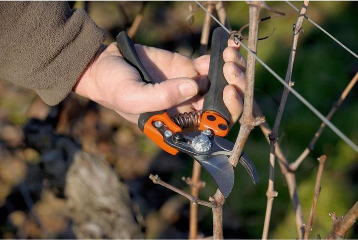 Actual product image Irimo ERGO™ Medium-sized 30 mm bypass pruning shears with roller handle with elastomer coating
