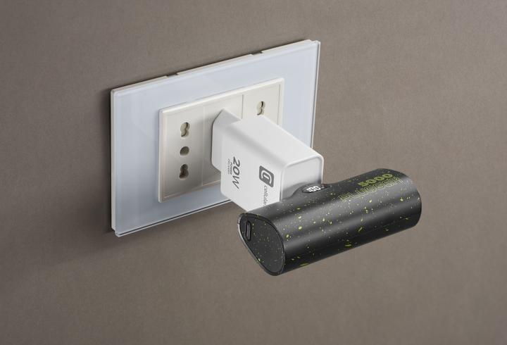 Image du produit Cellularline CHARGEUR DE BATTERIE EMER. USB-C 5000 NOIR (5000 mAh, 20 W, 18.50 Wh)