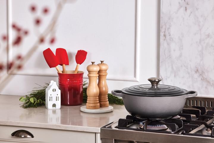 Produktbild Le Creuset Bräter LA MARMITE SIGNATURE dunkelgrau (Bräter + Schmortopf, Emaille, Gusseisen)
