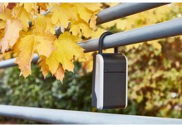 Actual product image Master Lock Key box with removable bracket 5480EURD