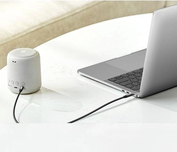 Produktbild Ugreen 3.5mm Klinke — 3.5mm Klinke (1 m, AUX Kabel)