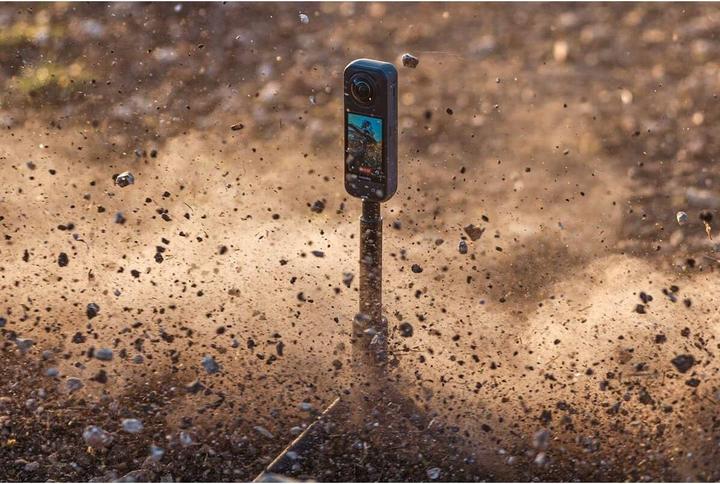 Produktbild Insta360 X5 Essentials Bundle (30p, Bluetooth, WLAN)