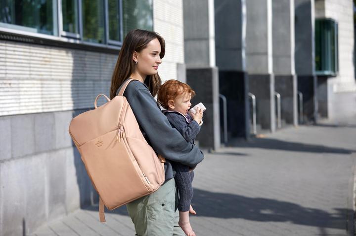 Actual product image Lässig Slender Up Camel changing rucksack