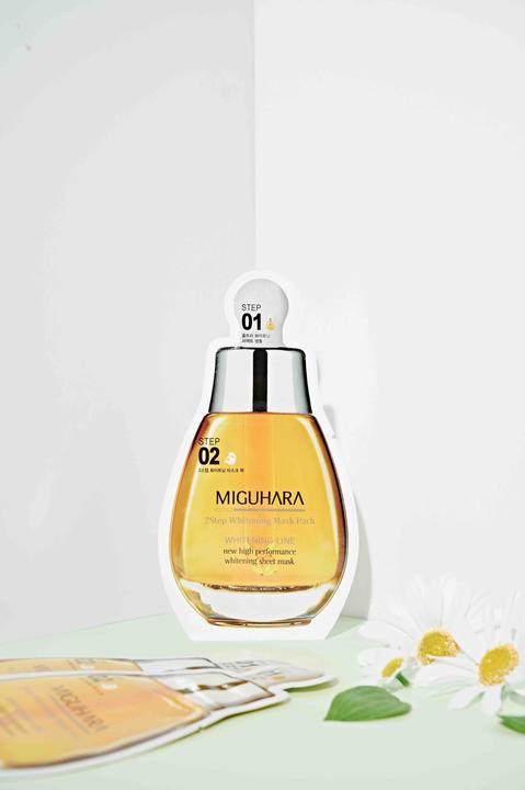 Immagine prodotto Miguhara 2 step whitening mask pack origin
