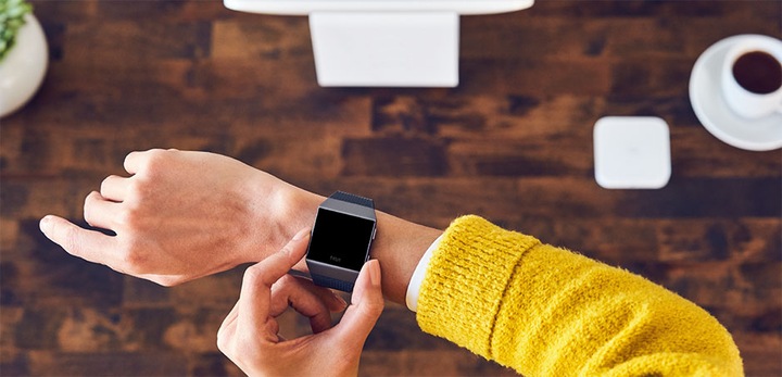 Produktbild Fitbit Ionic (29.23 mm)
