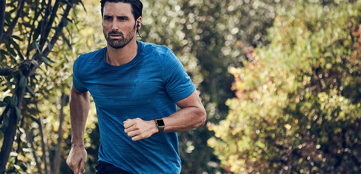 Produktbild Fitbit Ionic (29.23 mm)