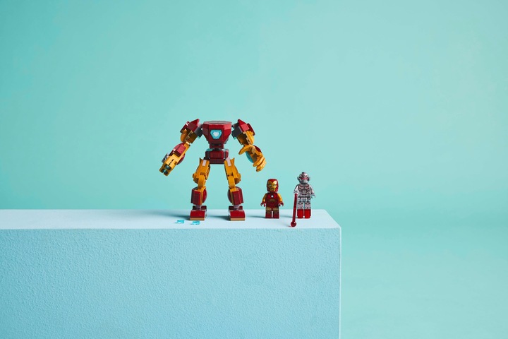 Actual product image LEGO Iron Man Mech vs. Ultron (76307, LEGO Marvel)