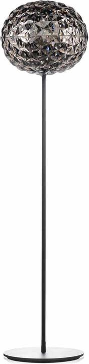 Black lacquered, Fumes