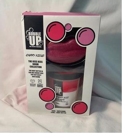 Produktbild Bubble Up Cherry Kisses (Badekugeln)