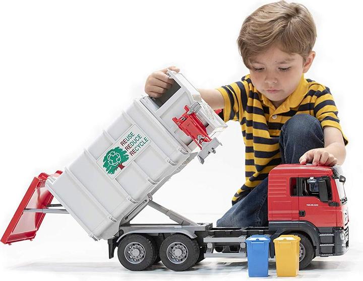 Actual product image Bruder MAN TGS side loader refuse truck