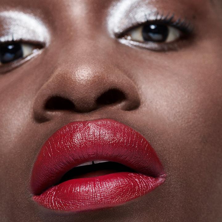 Produktbild Veralab Over Skin Click'n Kiss Velvet Lipstick Full And Vibrant Color - 04 (04)