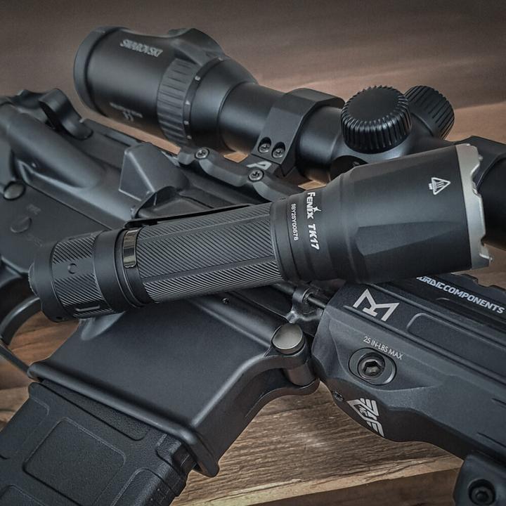 Image du produit Fenix TK17 (14.80 cm, 3600 lm)