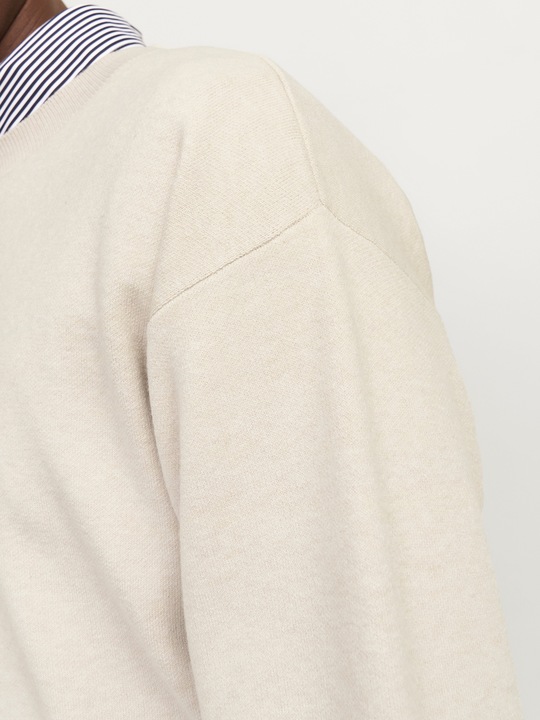 Actual product image Jack & Jones Plain knitted jumper with round neck Knitted jumper with round neck (XS)
