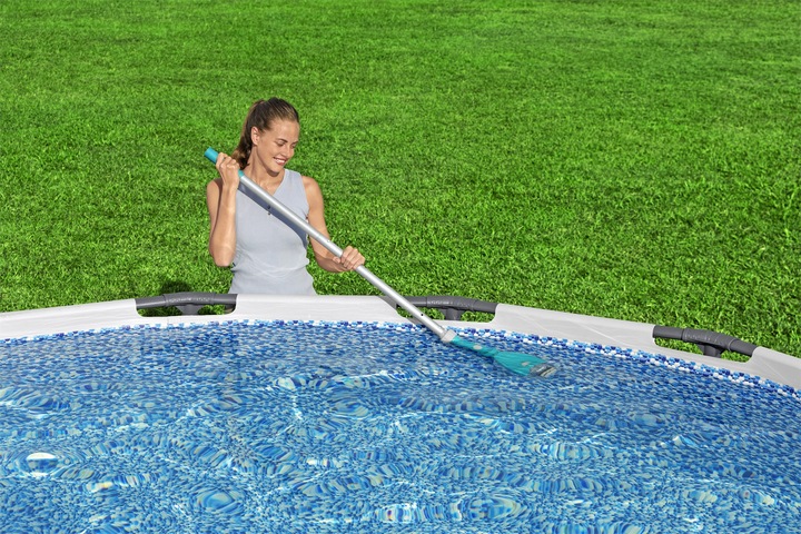 Actual product image Bestway AquaTech™ Cordless Pool Vacuum