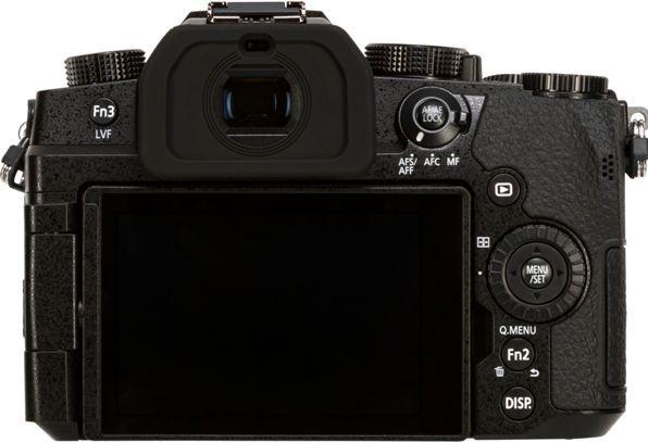 Immagine prodotto Panasonic Lumix DC-G90 + 12-60mm f/3.5-5.6 - Zwart (12 - 60 mm, 20.30 Mpx, 4/3)