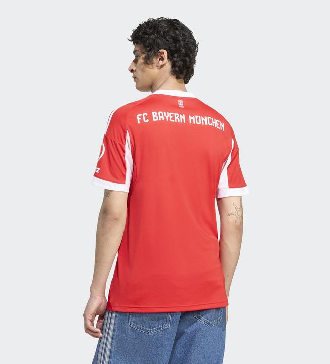 Actual product image adidas FC Bayern München Trikot (L)