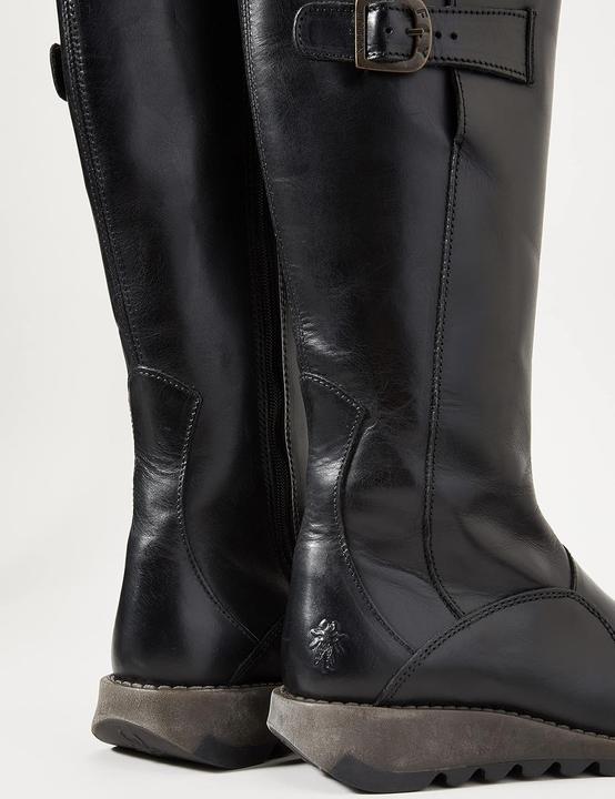 Actual product image Fly London Mol 2 Chukka Boots with Breathable Lining (39)