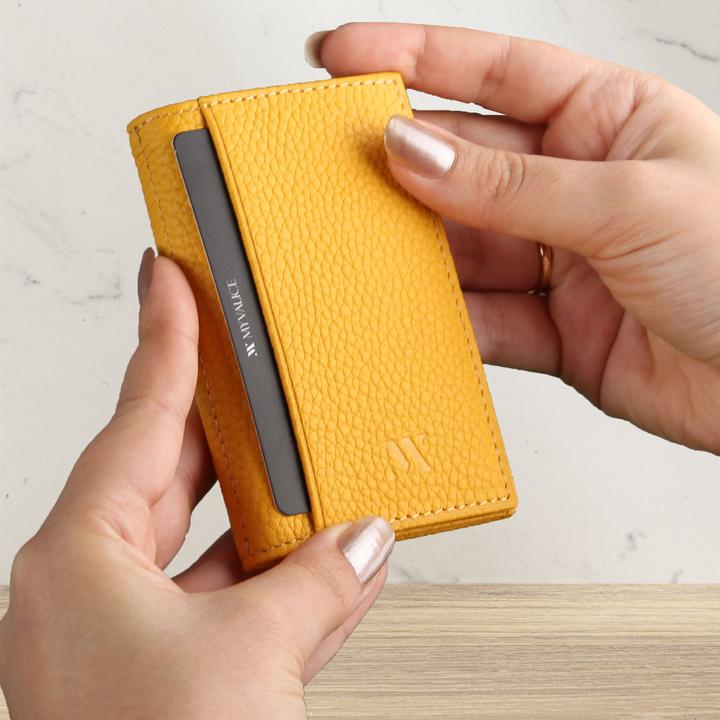 Actual product image Lucky Bees Winter