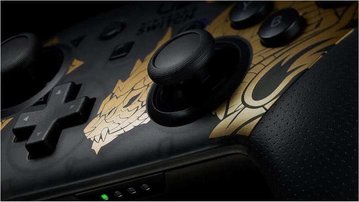 Produktbild Nintendo Switch Pro Controller - Monster Hunter Rise Edition (Switch)