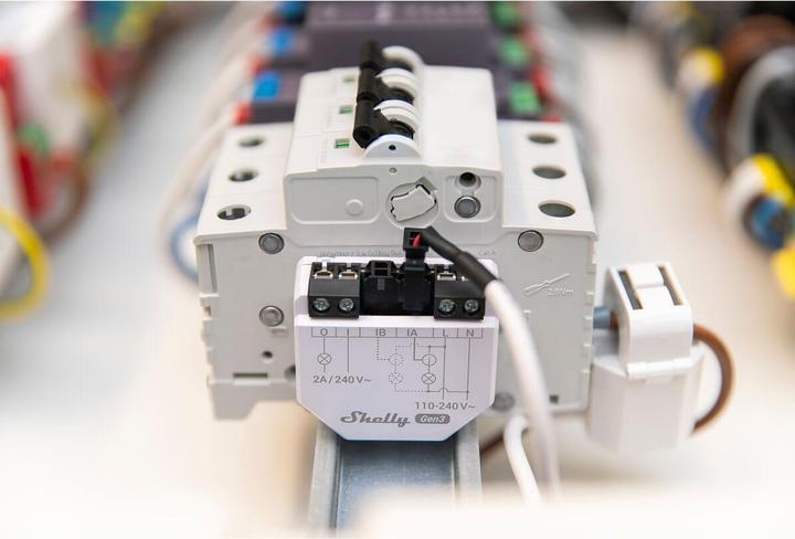 Actual product image Shelly EM Gen3 1 x 50A CT included