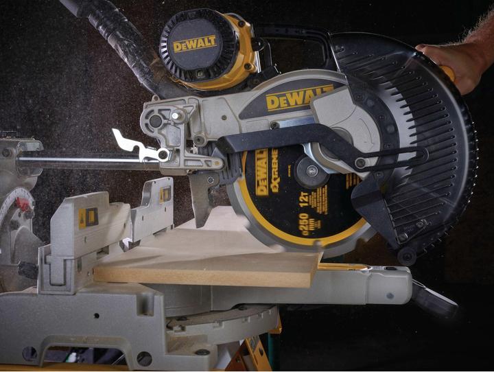 Image du produit DeWalt Lame de scie circulaire PCD 250/30mm 12Z