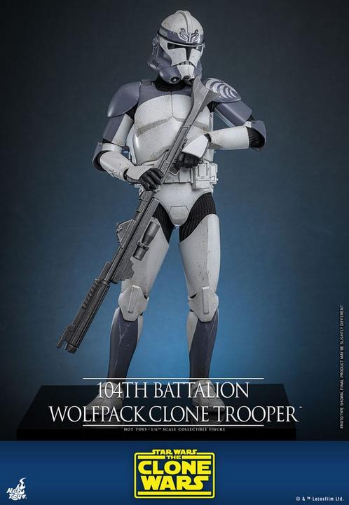 Actual product image Hot Toys Star Wars The Clone Wars Actionfigur 1/6 104th Battalion Wolfpack Clone Trooper 30 cm
