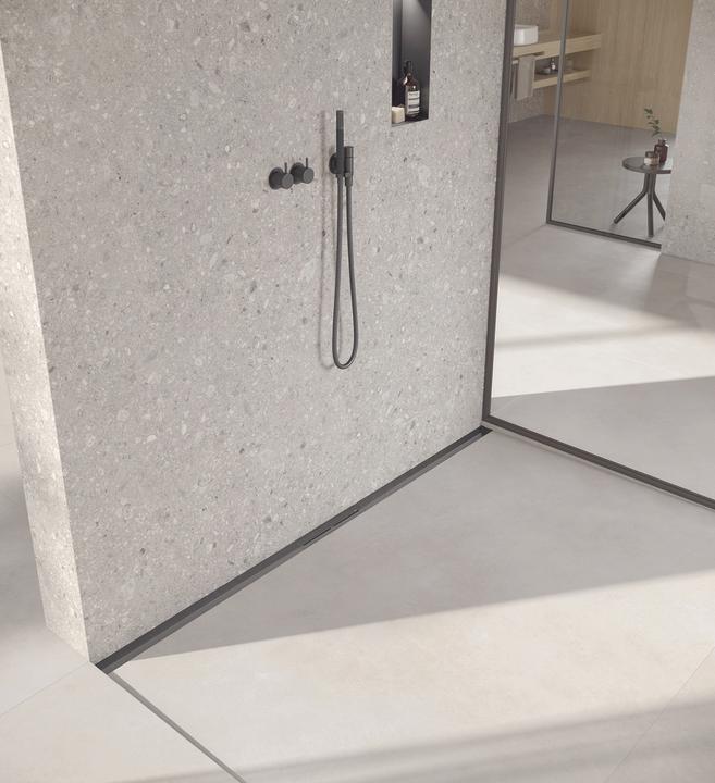 Produktbild TECE drainprofile Duschprofil schwarz chrom gebürstet, L: 120 B: 5,5 cm (1200 mm)