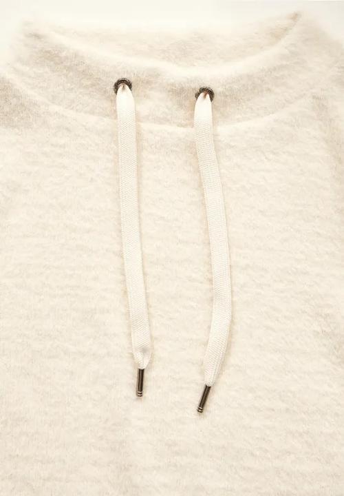 Actual product image Cecil Spring Yarn Shirt (M)