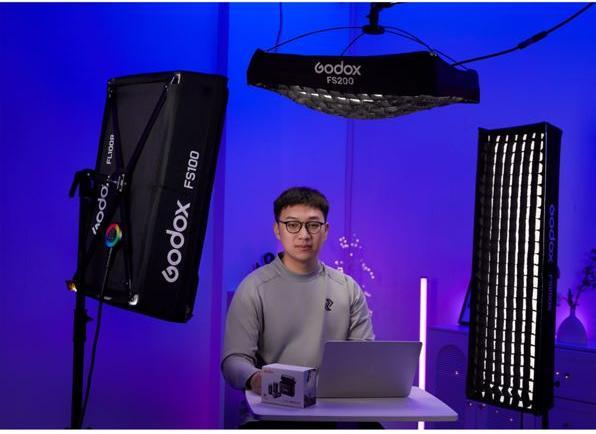 Actual product image Godox FL200SR K1 - Kit 1 x Flexible RGB LED Light FL200SR & Accessories