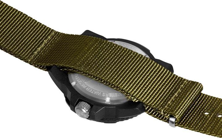 Immagine prodotto Luminox Navy Seal 3600 (Fatto in Svizzera, Orologio da polso analogico, 45 mm)