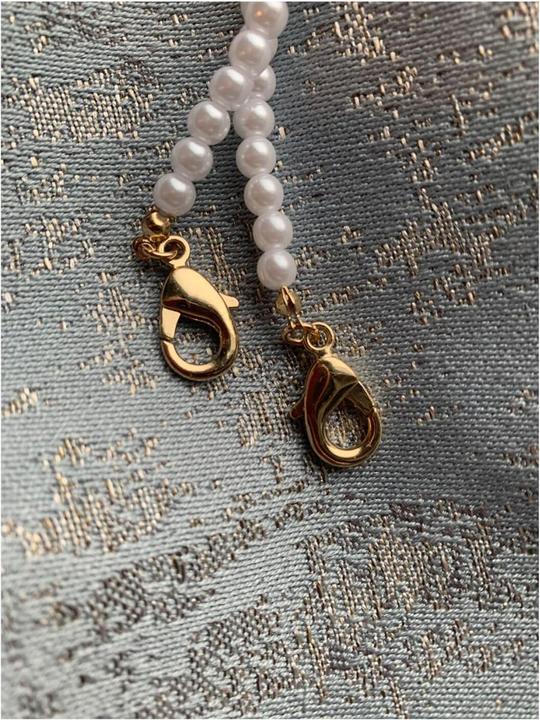 Actual product image Neqi Face Mask Chain White Pearls