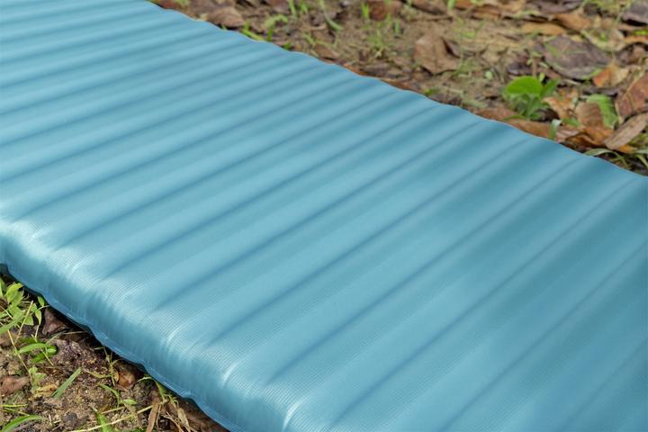 Actual product image Bestway TerrainPro™ self-inflating single sleeping pad for mummy sleeping bags 183 x 51 x 5.1 cm (183 cm)