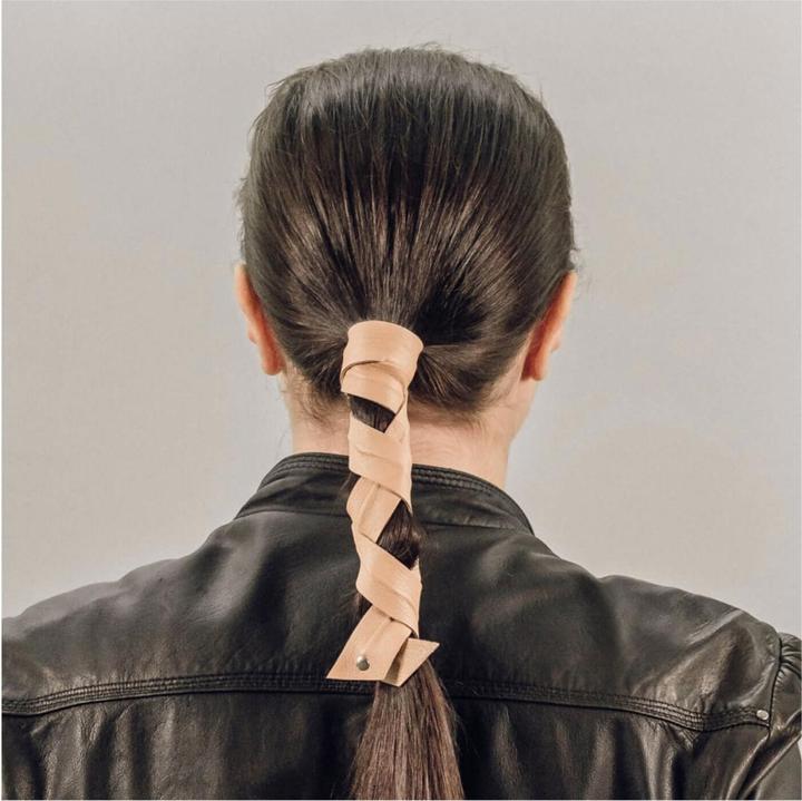 Immagine prodotto Corinne Mondo - Banda in pelle lunga piegabile Camel (Elastico per capelli)