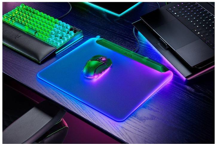 Actual product image Razer Firefly V2 Pro - Phantom Green Ed. (M)