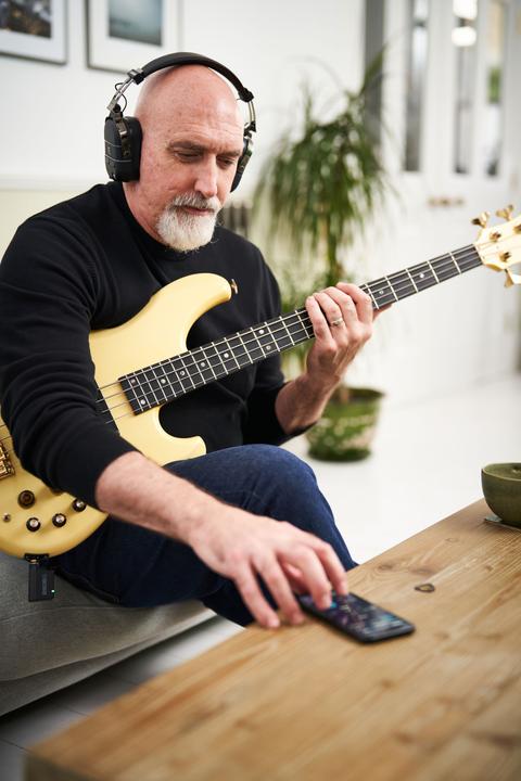 Image du produit BOSS (Electronics) Waza Air Bass (Pas de réduction du bruit, 5 h, Sans fil)