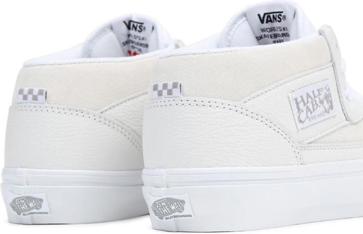 Actual product image Vans Skate Half Cab (42.5)