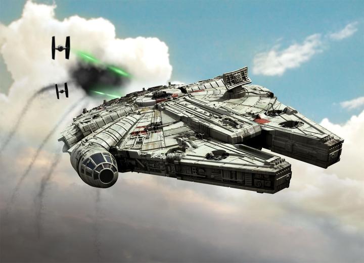 Produktbild Revell Millenium Falcon