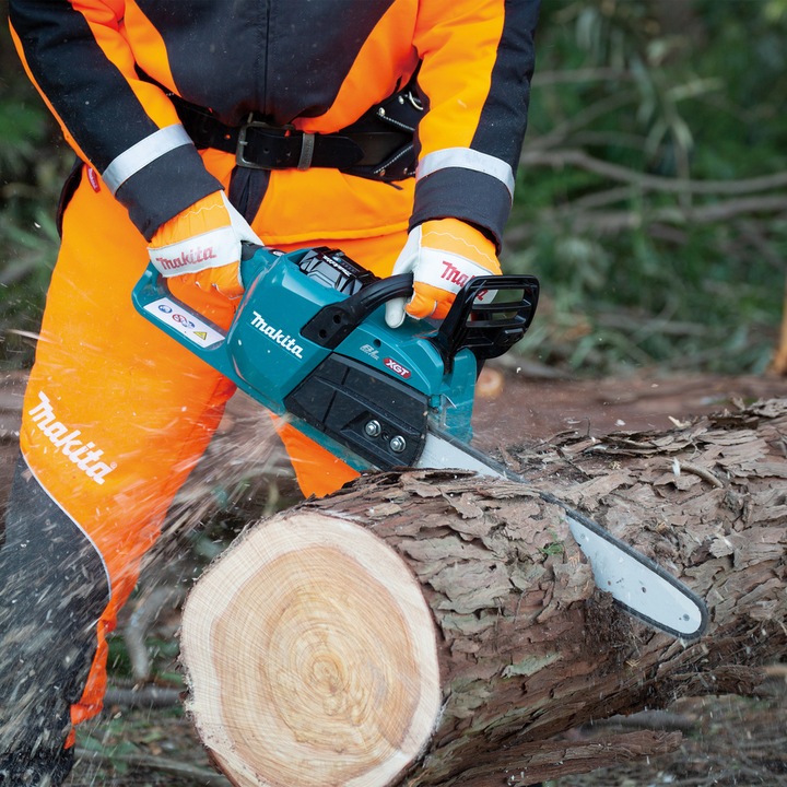 Actual product image Makita UC026GZ (Battery chain saw)