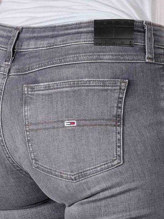 Actual product image Tommy Hilfiger SOPHIE LW SKN CE187 (W31/L30)