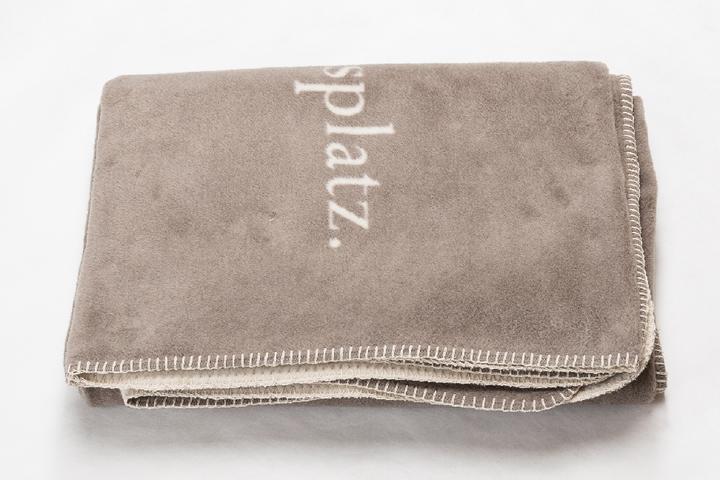 Image du produit David Fussenegger Couverture Savona Coup de coeur 150 x 200 cm, fumé (200 x 150 cm)